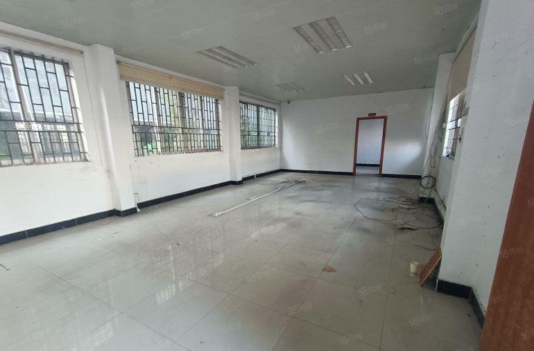 石排镇原房东5000方低价分租一二三楼