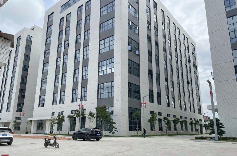 中堂电商仓库2000平全新厂房实际面积出租，交通方便。