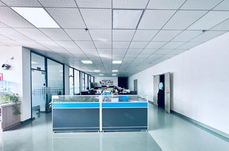 宝安福永地铁口厂房办公仓库出租600平另有2000平可分租