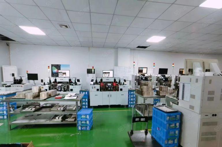 石岩新出楼上750平米厂房出租，现成水电办公室