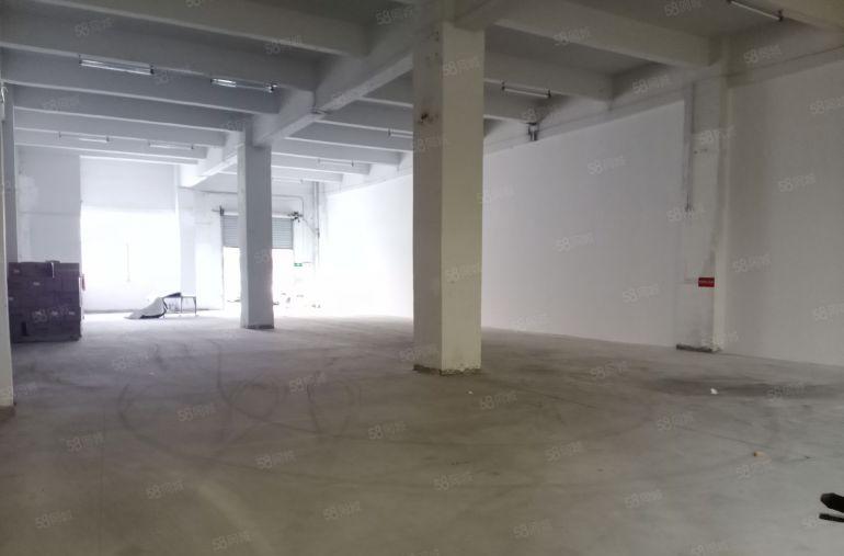 石岩标准工业厂房一楼500平米招租，层高6米，