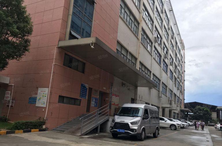 石岩业主红本厂房出租3200平米