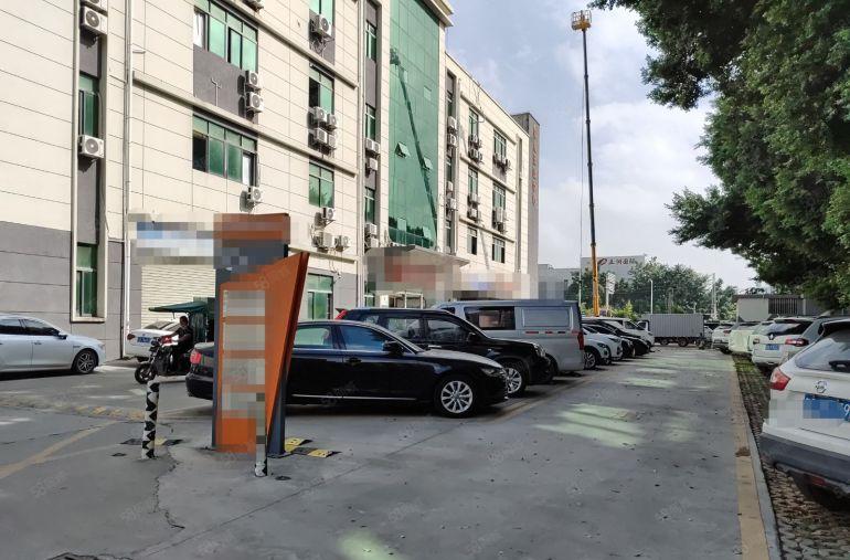 福永地铁口附近二楼510平米带装修厂房出租