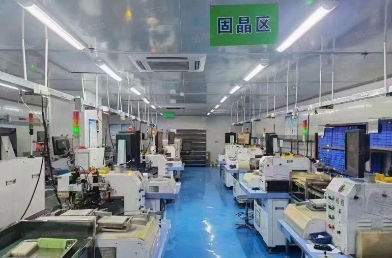 松岗地铁口独院厂房出租2层3600平高度6米一手房东 可分组