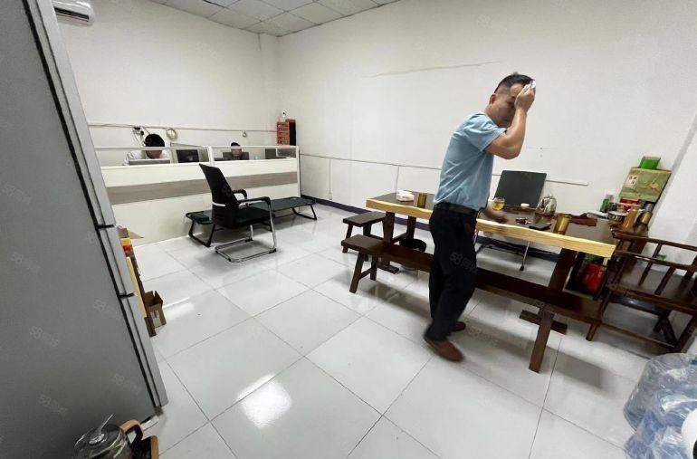 沙井大王山2楼重工业厂房5300打包