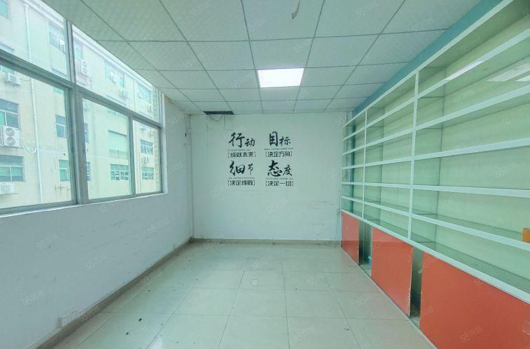 西乡，固戍工业园，原房东直租，带装修450平厂房，使用率8成