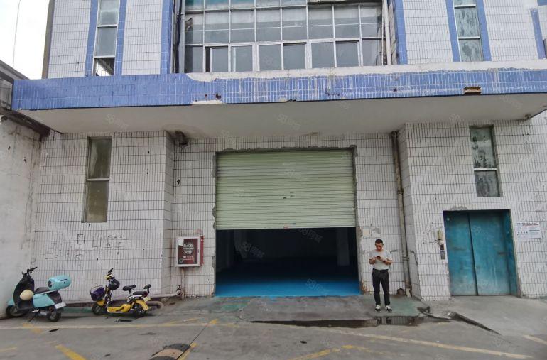 沙井黄埔一楼500平方厂房，有全新地坪漆，两部航车，水电齐全