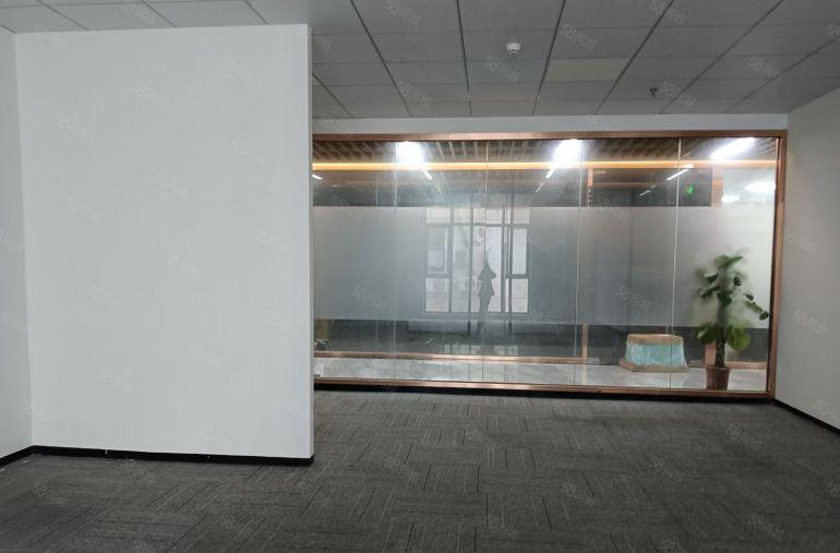 西乡固戍地铁口附近一手房东楼上128平N套，实用率高！