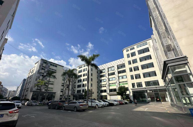 西乡107国道边100平超高使用率一手房东全新地坪漆厂房