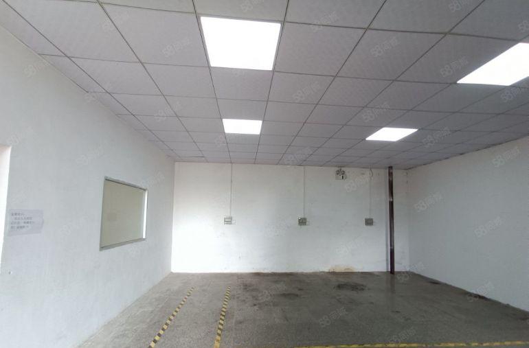 西乡黄田107国道，一楼带装修150平厂房仓库出租，水电到位