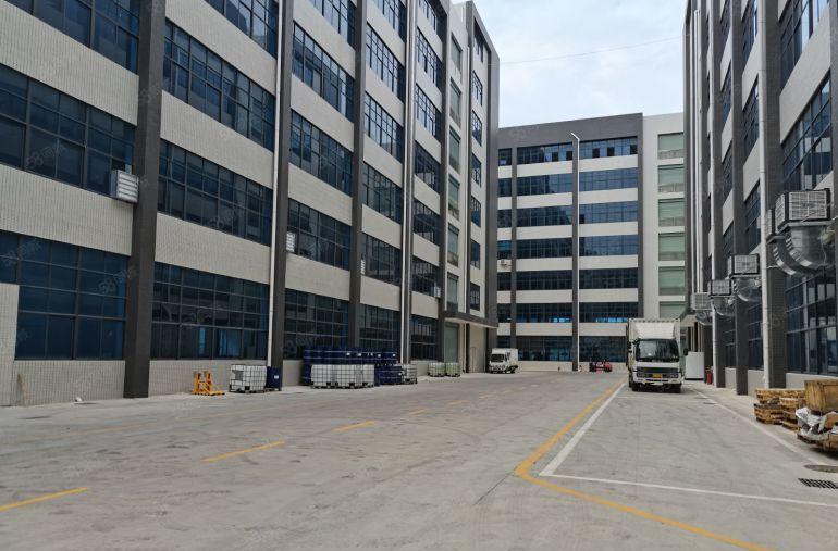 原房东西乡地铁带装修2000平方厂房仓库出租可进大车可办环评