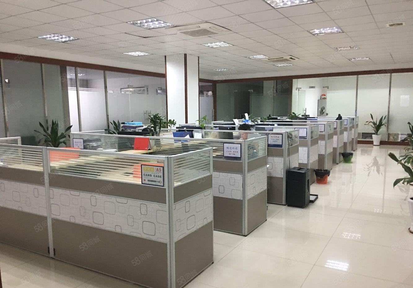 福永新和新出楼上1100平米带装修招租厂房出租