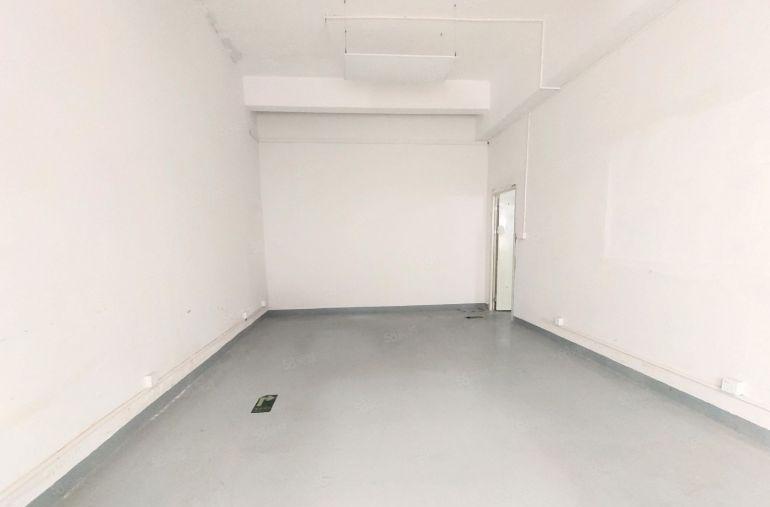 西乡宝安大道，后瑞地铁站，钟屋工业园新出388平厂房仓库出租