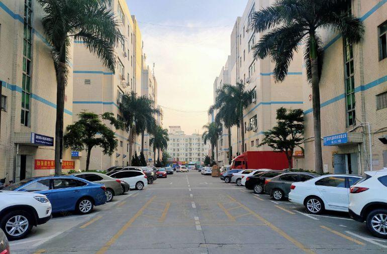 福永 低价厂房出租2000平可分租 带装修  工业园仓库出租