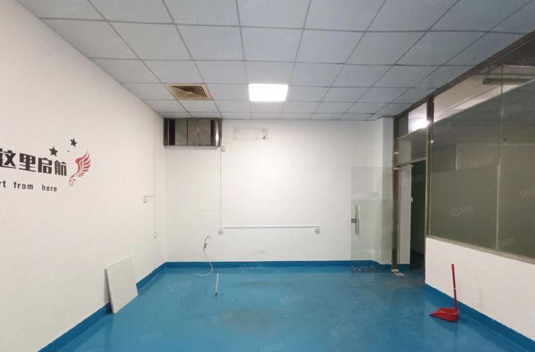 西乡桃源居附近，大型工业园，一楼338平厂房出租，租金便宜