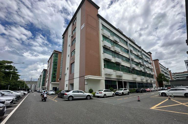 石岩塘头工业园原房东厂房独院一楼1000平起分租可做生产仓库