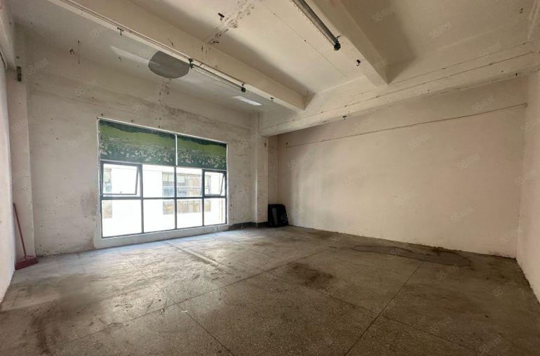 西乡固戍地铁口旁边一手房东全新园区750平半层落地窗