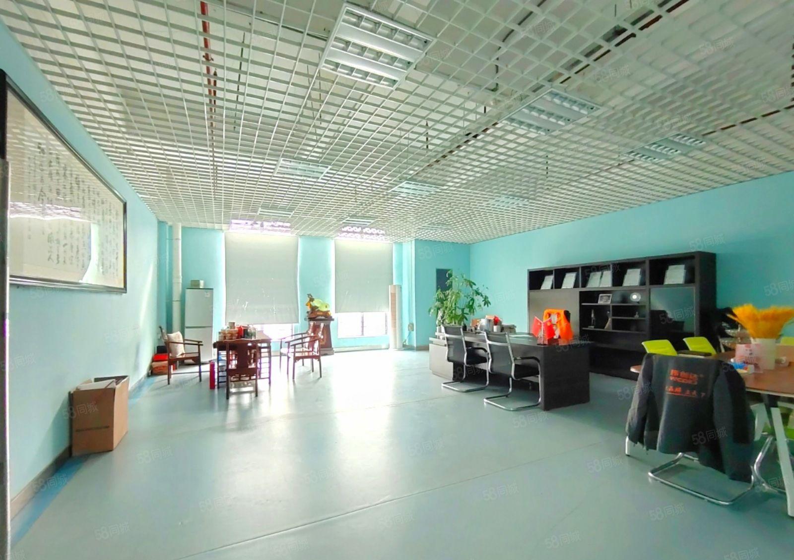 福永和平楼上带装修2500平原房东红本厂房出租，无转让费