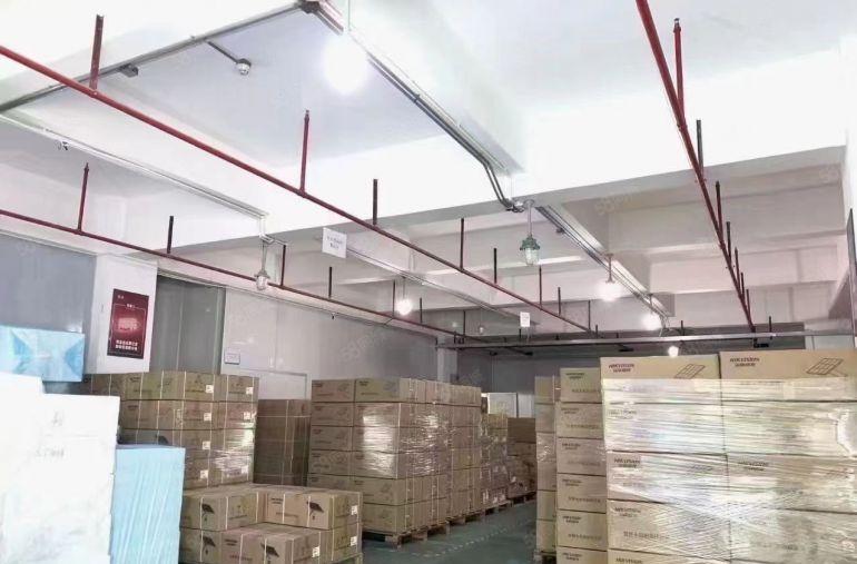 西乡地铁口楼上1180平精装修厂房无转让费出租办公室仓库分租