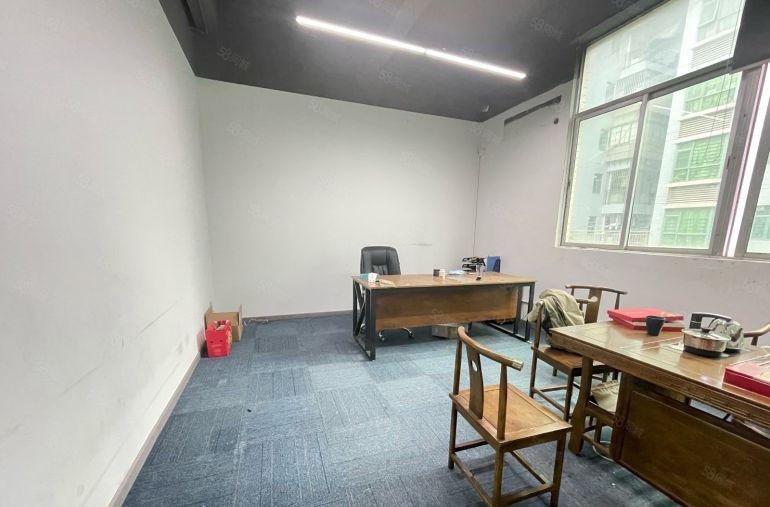 西乡固戍工业园，带装修550平办公厂房仓库出租，园区形象好