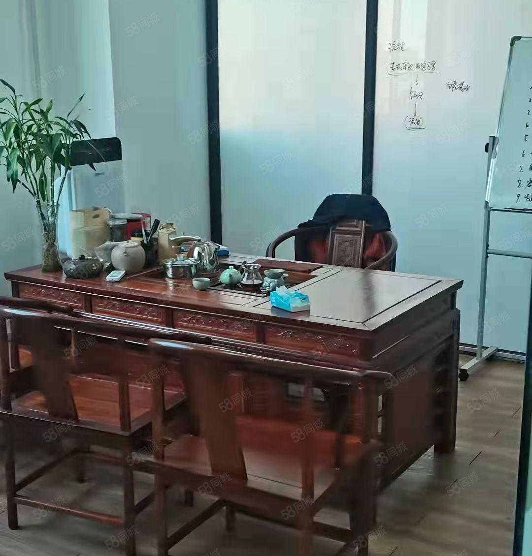 宝安区福永塘尾新出楼上500平带精装修办公室，车间 水电齐全