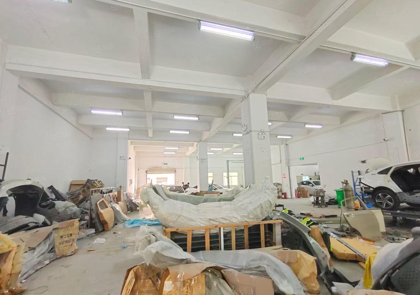 西乡固戍，大型工业区，一楼1000平可分520平，层高5.5