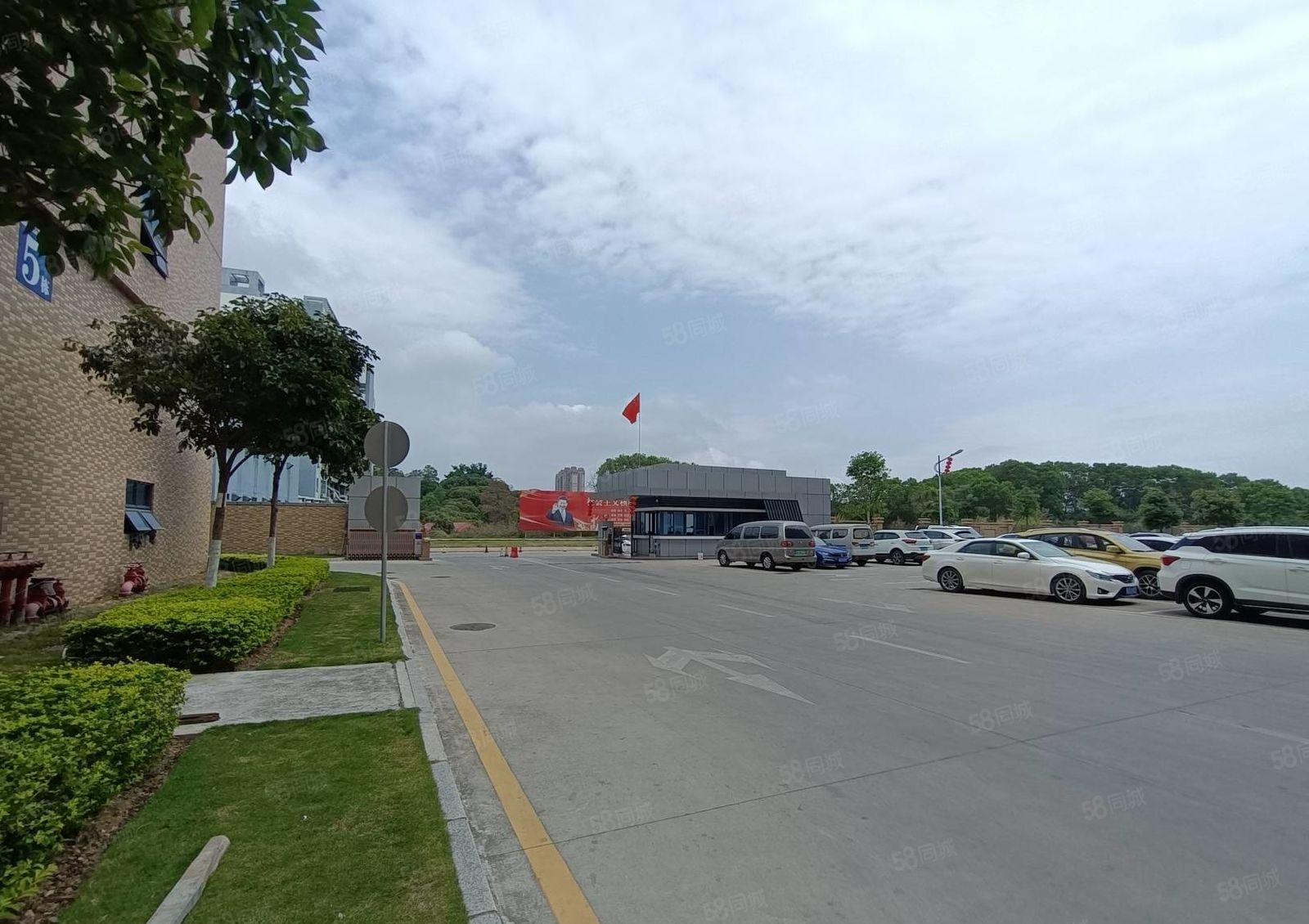 石岩西丽阳光原房东红厂房仓库3000平出租500平起租24元