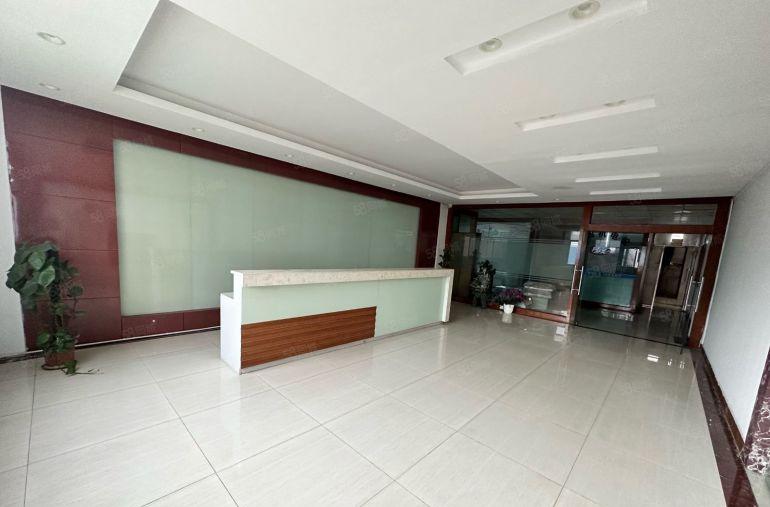 宝安沙井沙头精装修厂房出租拎包入住。