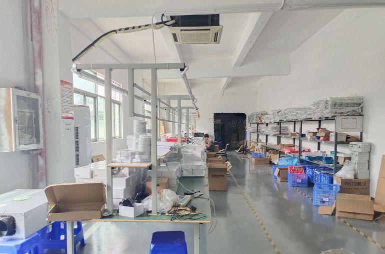 西乡，固戍一路附近，独门独院，楼上带装修800平办公厂房出租