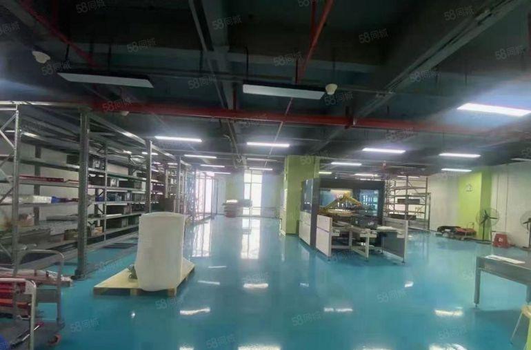 石岩上屋地铁口新空出1300平楼上精装修办公室仓库出租