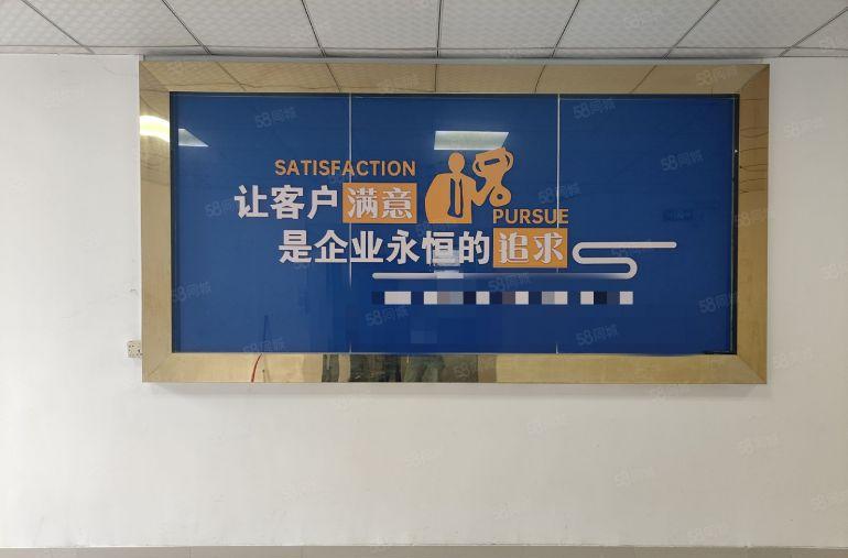 固戍一路附近，新出带装修厂房650平，电梯口户型租金28每平