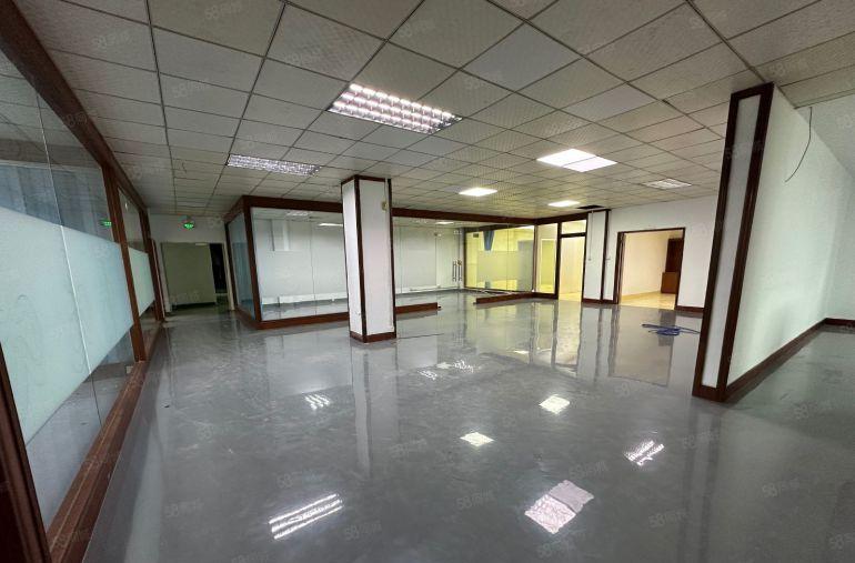 福永和平楼上500平精装修无尘车间仓库厂房低价出租一楼空地大