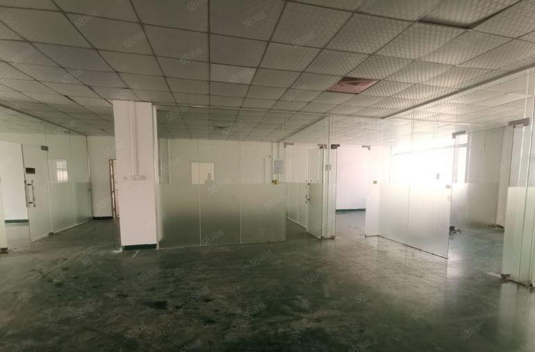 松岗楼岗义乌商城对面工业园出租二楼整层1200平方现成装修