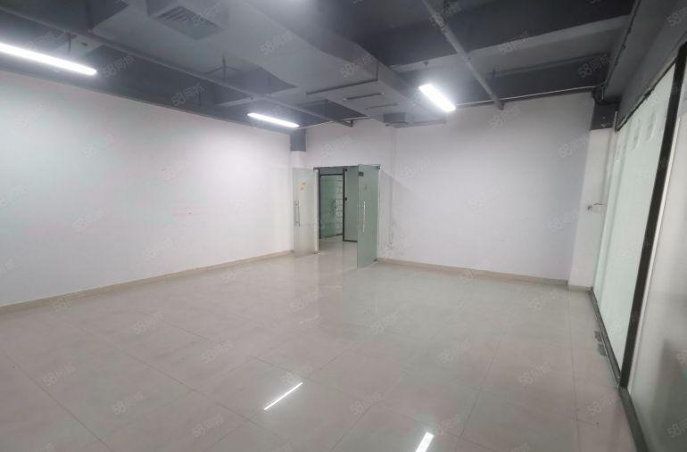 宝安沙井万丰海岸城对面精装修厂房1000平方水电齐全现成办公