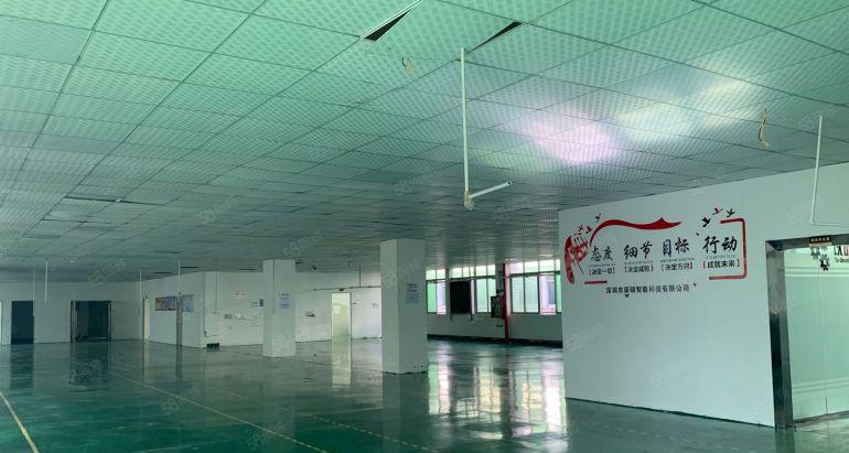 低价厂房出租石岩地梯口原房东工业园单层1000平带精装修