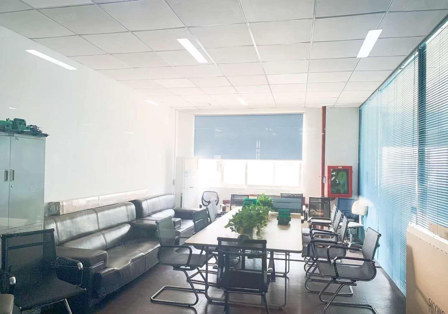 福永桥头地铁口新出豪华装修厂房出租1280平米无需转让费房