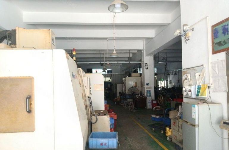 松岗燕川工业区新空出1楼标准厂房500平方，带装修办公室！