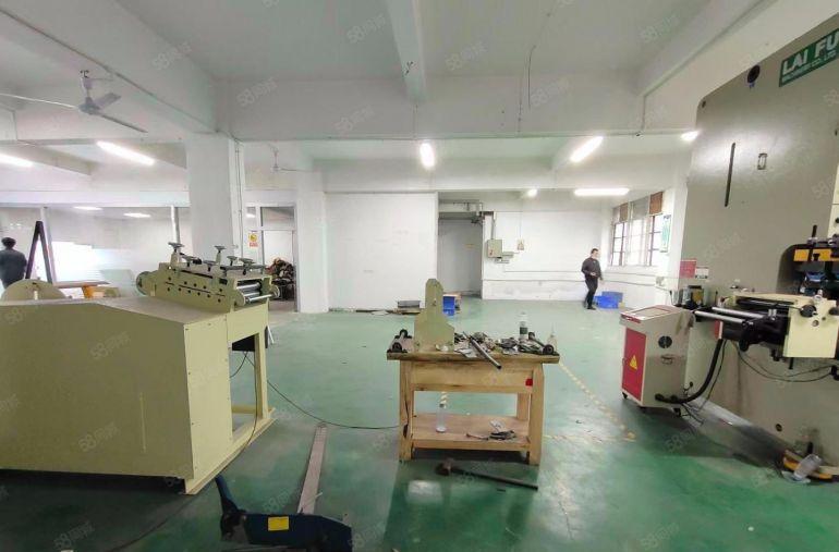 西乡鹤洲九围原房东直租一楼400平厂房仓库出租，租金便宜