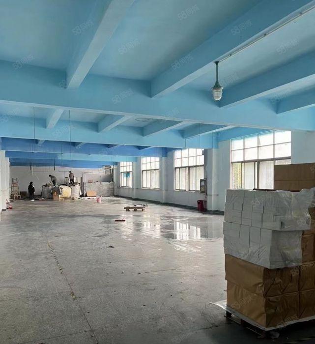 福永白石厦整层22元仓库厂房出租1500平688平起分带装修