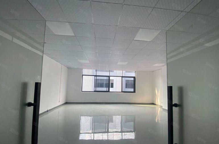 福永地铁口工业区楼上原房东带精装修办公室拎包入住