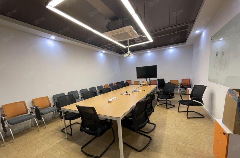 宝安石岩1385平地铁精装修无尘车间低价厂房仓库空地一楼出租