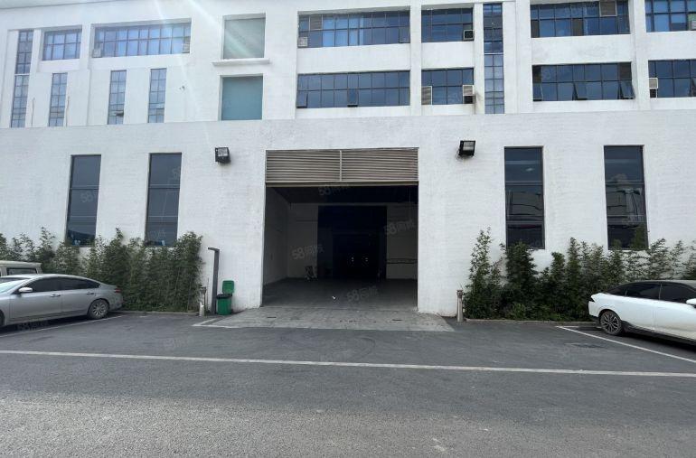 石岩塘头大型工业园一楼红本厂房仓库2000平方出带装修可分租