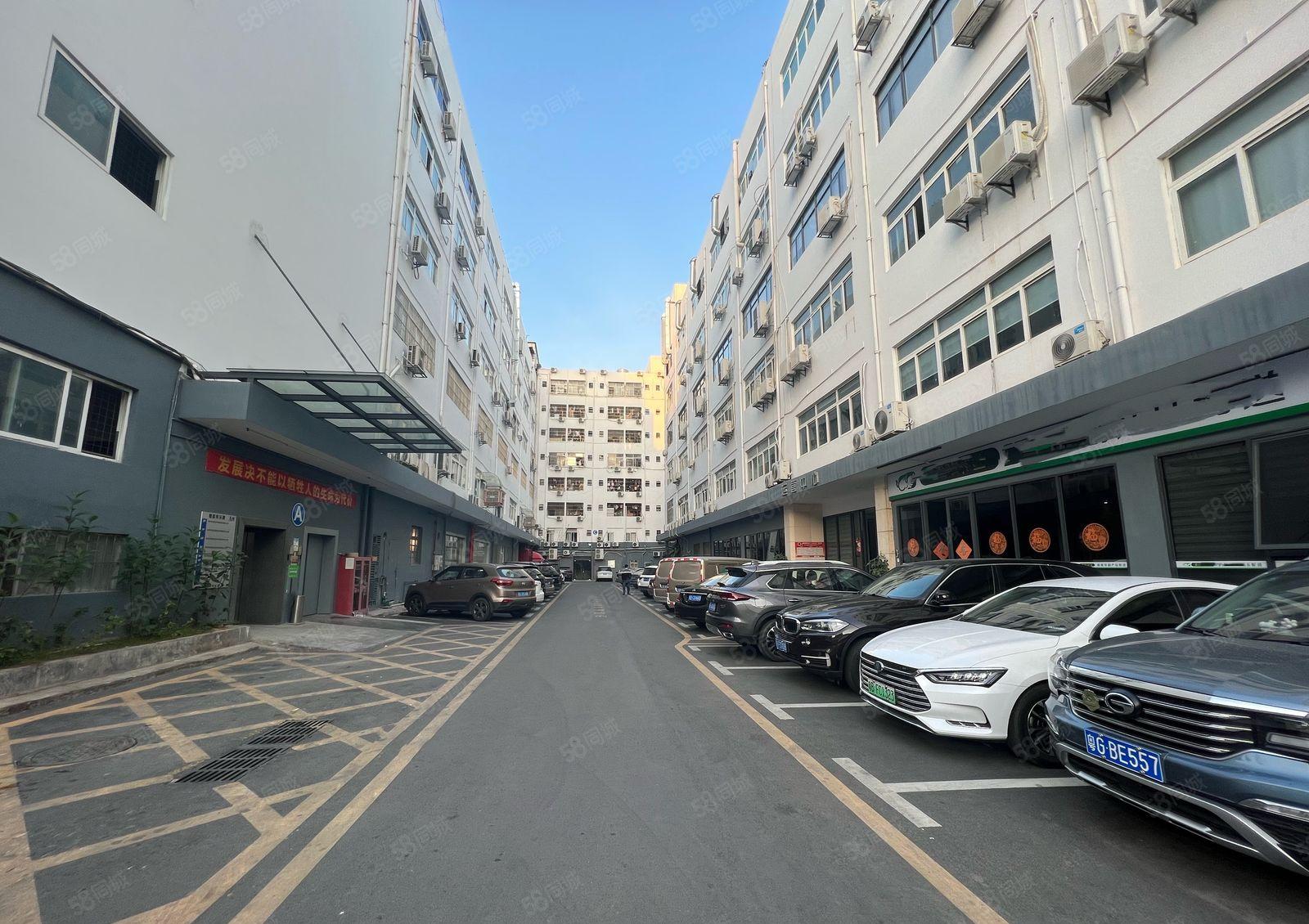 地铁口办公室 半层1010平带装修 适合办公仓储 组装