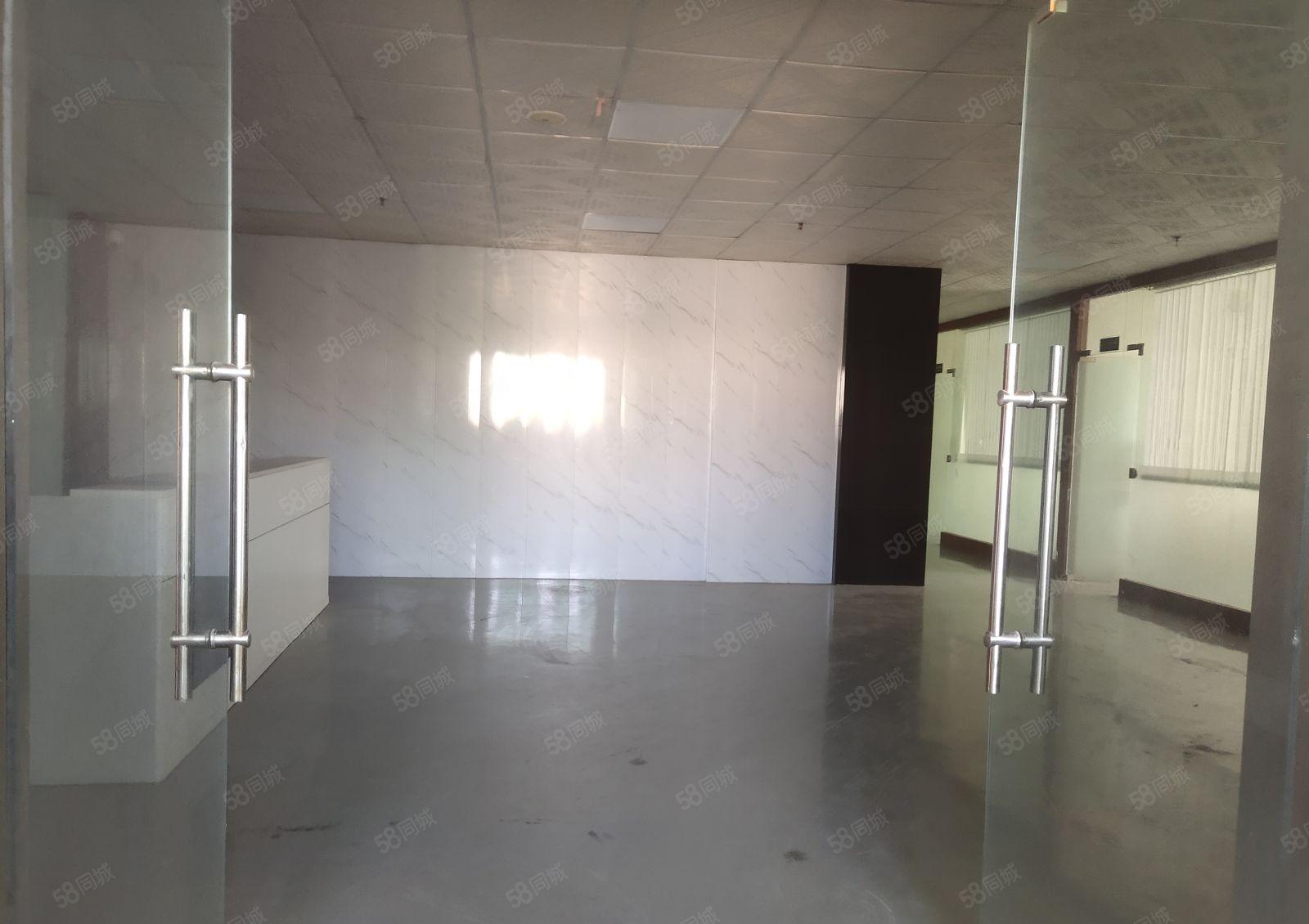 宝安大道边3楼2500平方拎包入住厂房