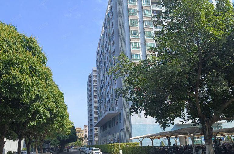 石岩独院红本厂房厂房招租22500平方可分租200平方起租