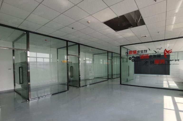 西乡固戍高速口原房东1700平6间玻璃隔断办公室精装修厂房
