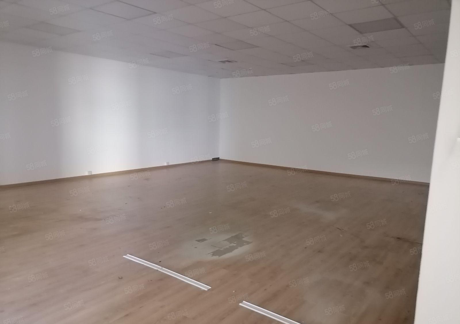 西乡固戍大型工业区村委厂房带精装修1000平出租