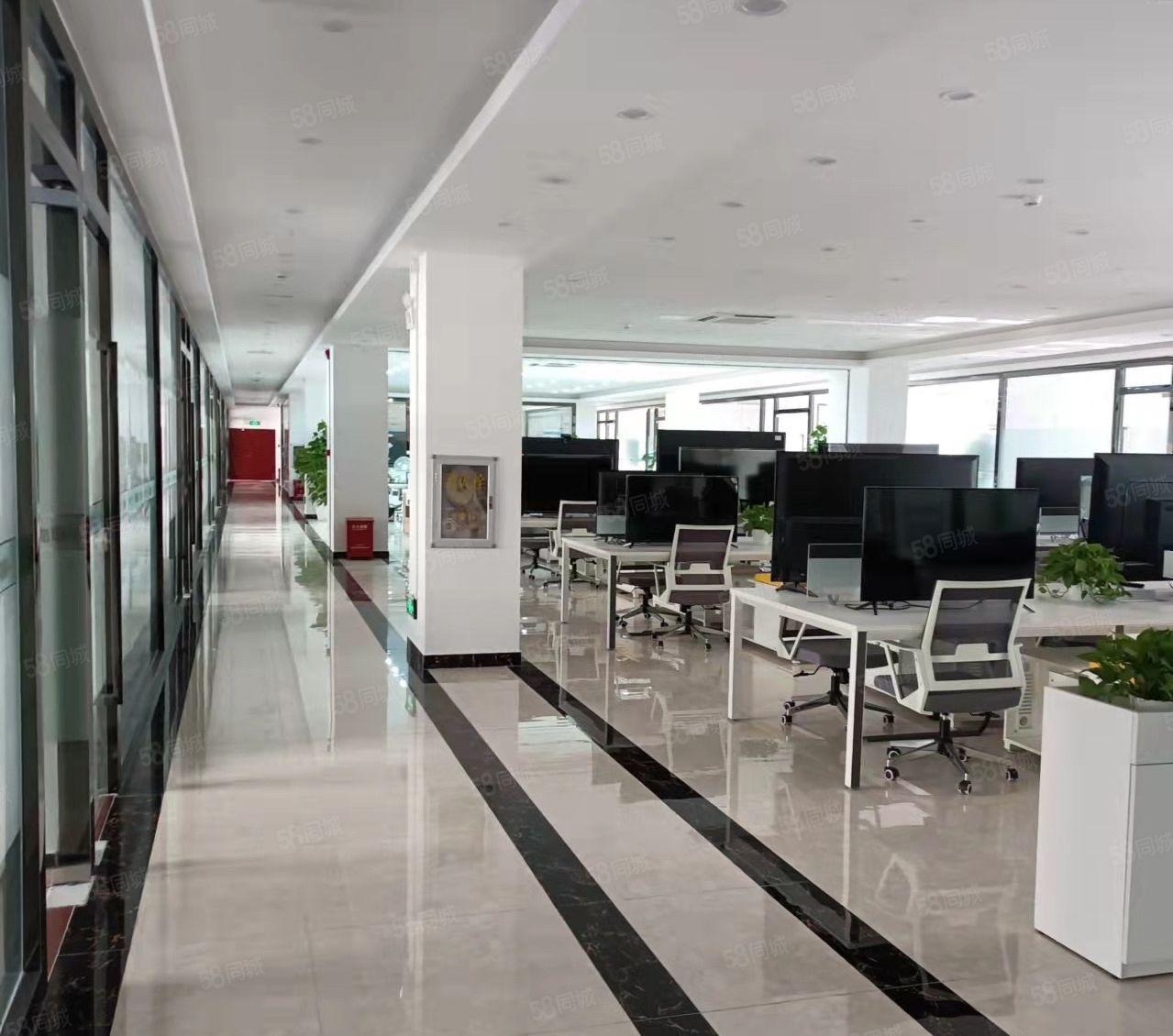 新安兴东地铁口200米，业主豪华精装厂房出租，价格实惠