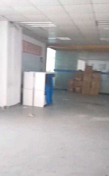 西乡地铁口精装厂房仓库50平100平200平300至5000