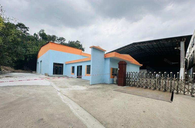 石岩新出独门独院钢构3000平厂房仓库出租带大空地停车免费